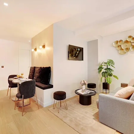 Serene For 6p Near The Marais Appartamento *