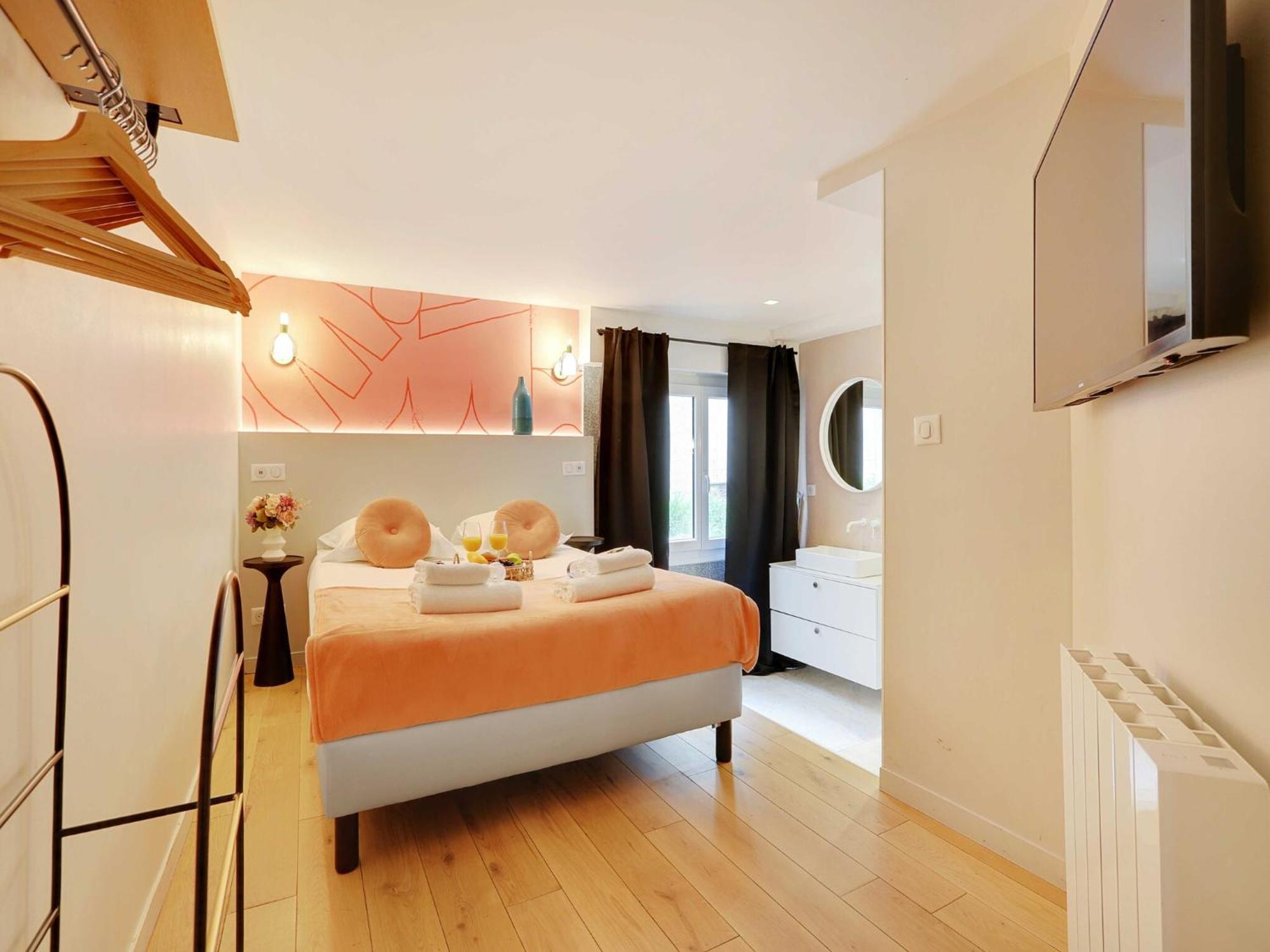 Serene For 6p Near The Marais Parigi