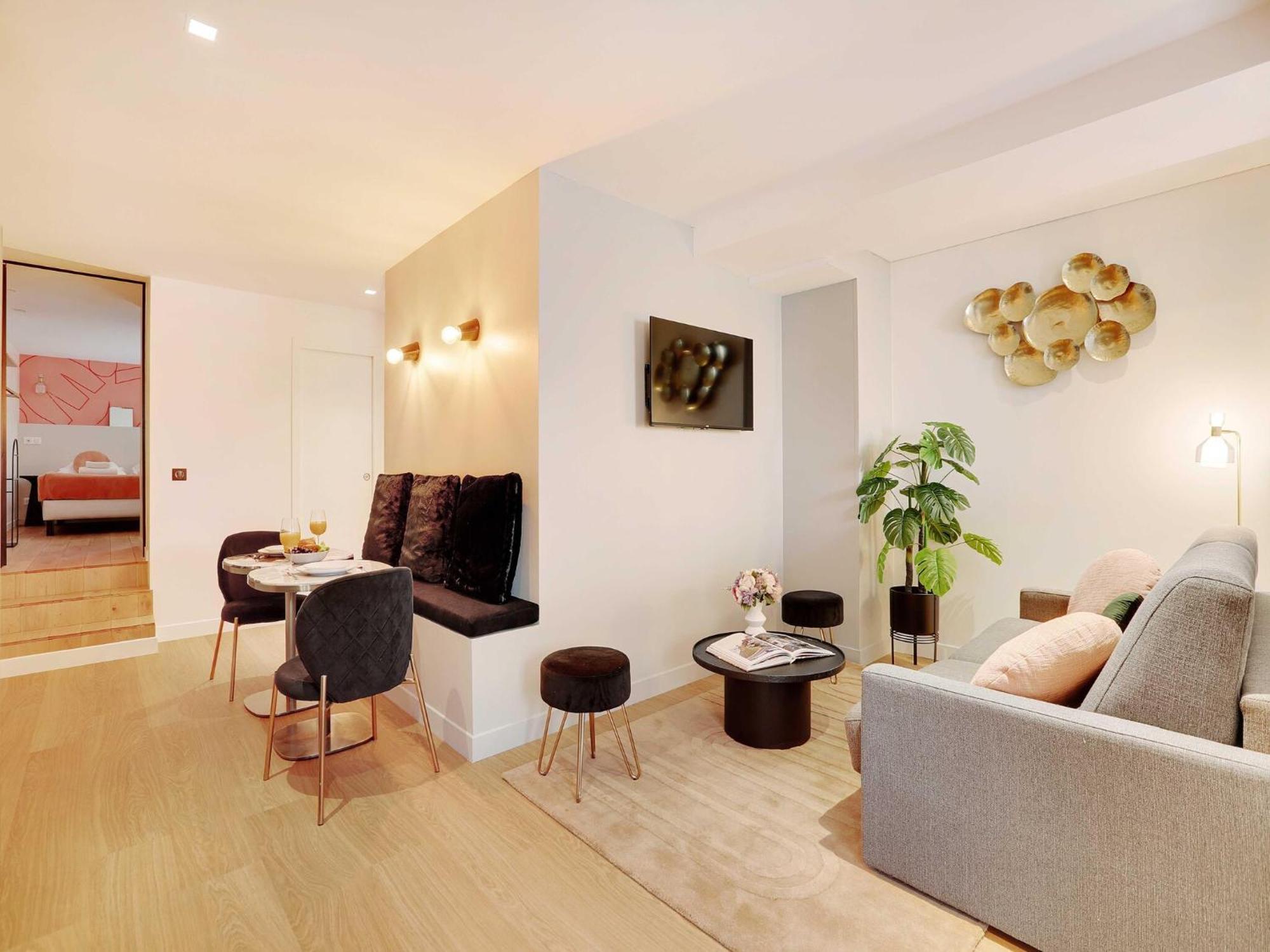 Serene For 6p Near The Marais Appartamento *